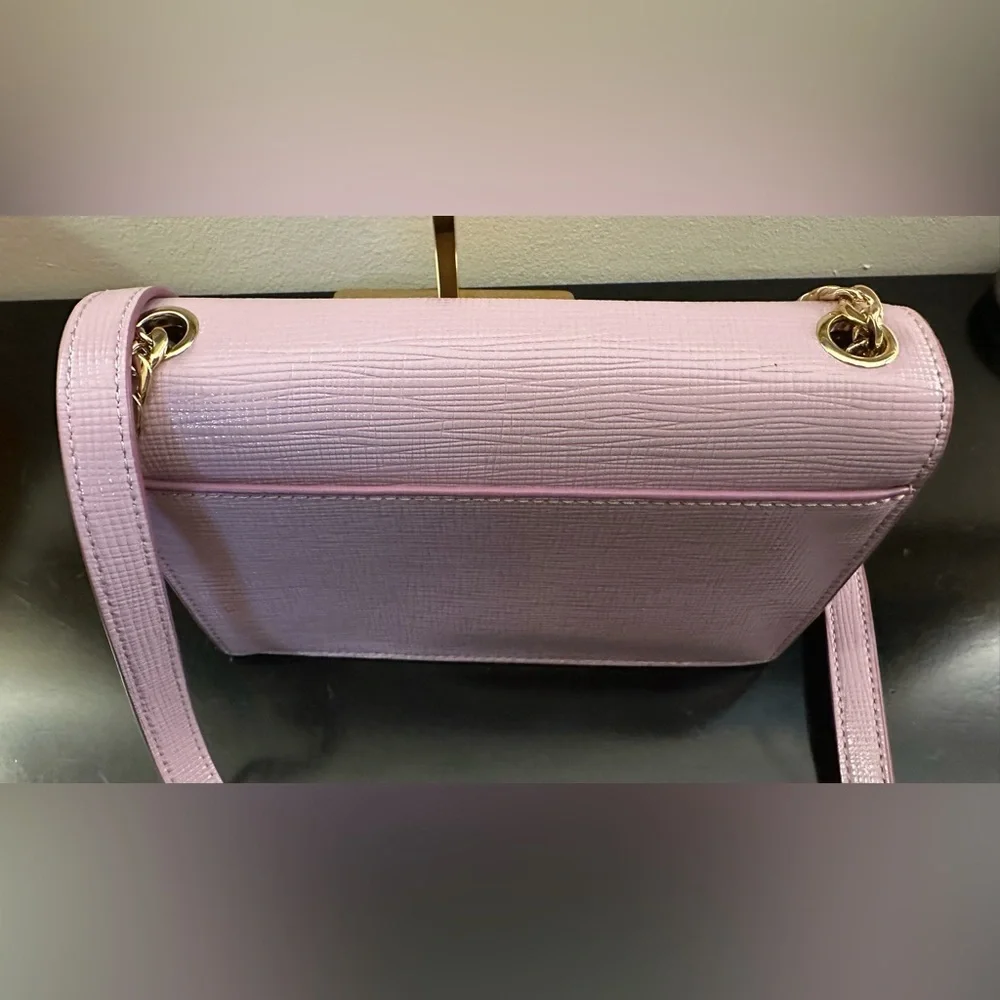 Marc Jacobs The Turnlock Lavender Leather Crossbody Bag Syrah - Picture 5 of 8